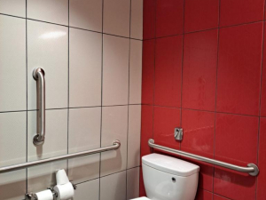 Final Cleaning of a Discount Tire in Phoenix, AZ